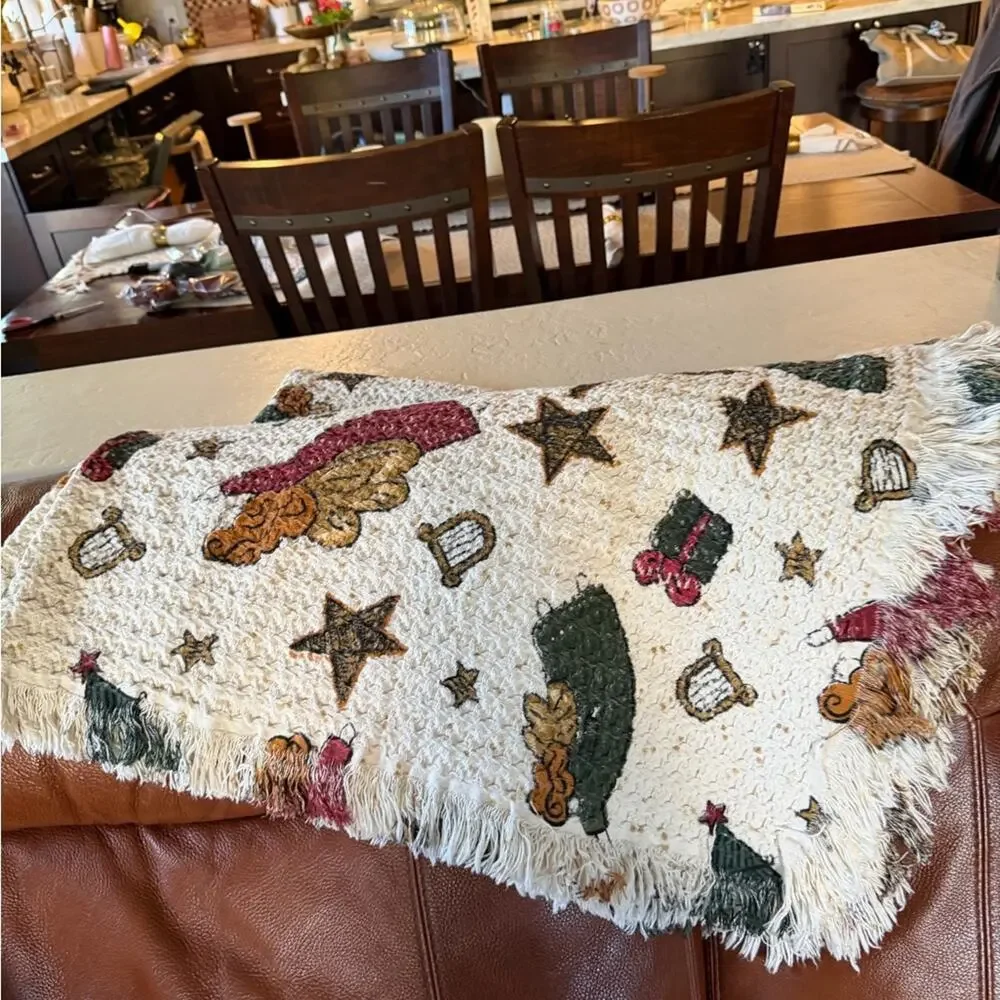 Vintage Crown Crafts Christmas cotton throw blanket